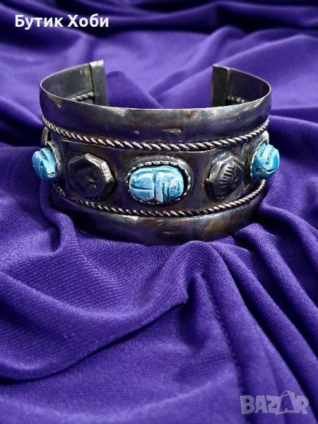 Интересна гривна със скарабей, снимка 1