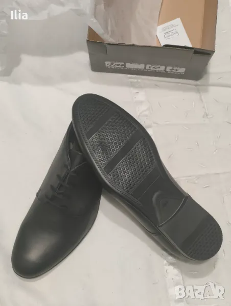 Обувки черни с връзки, снимка 1