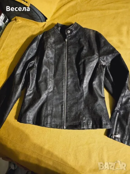 Дамско черно кожено яке, снимка 1