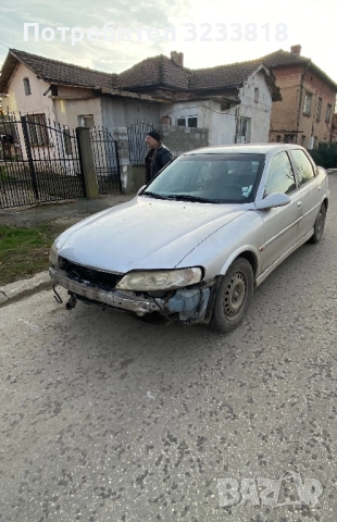 колата се продава само на части всичко е налично двигател работи в перфектно състояние и скоростна к