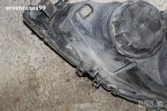 Фар десен  2 Пежо 307 св комби 2002 1.6i Peugeot 307SW, снимка 11 - Части - 48252975