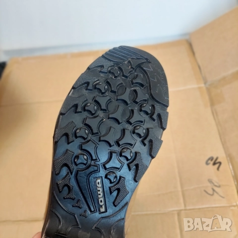 туристически обувки Lowa - Hudson LL Mid номер 39 , снимка 9 - Други - 51942459