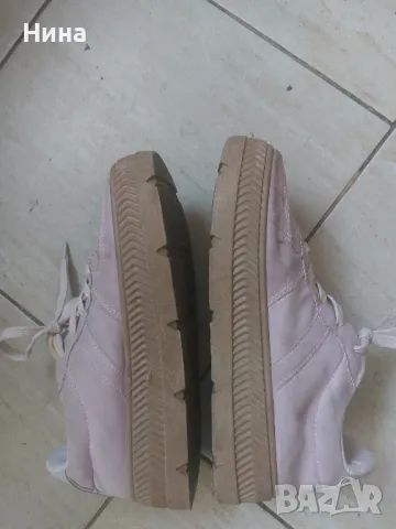 Дамски обувки , снимка 3 - Дамски ежедневни обувки - 48728044