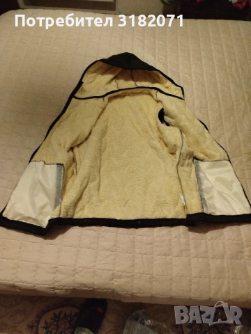Елек с качулка и топла подплата , снимка 5 - Други - 52388849