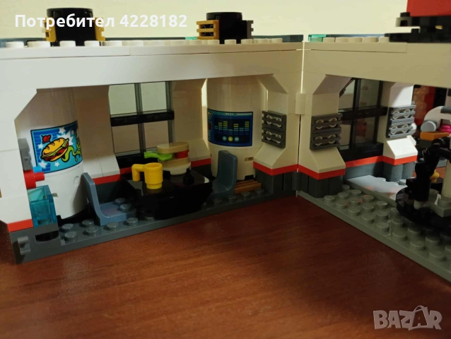 Lego City Space Base and Rocket Launchpad, снимка 16 - Конструктори - 53297537