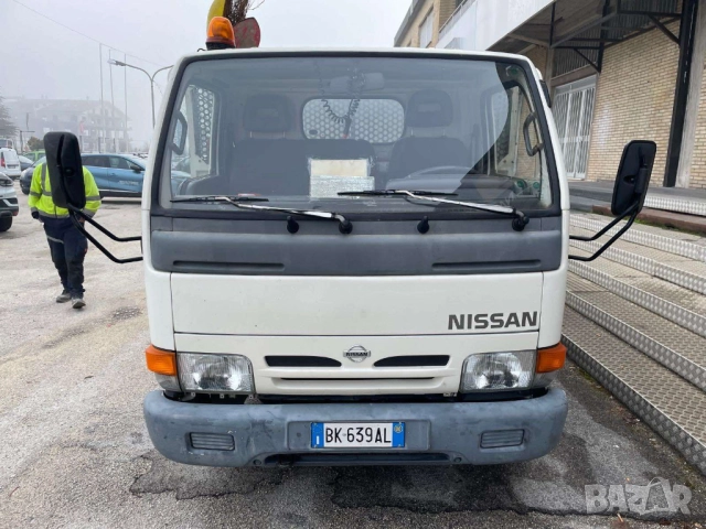 Самосвал тристранен с падащ борд 3.5т Нисан, снимка 4 - Бусове и автобуси - 52015749