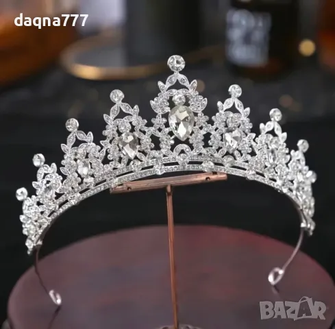 1бр. Висококачествена сплав Тиара Булчинска корона от планински кристал, Блестяща, Принцеса Кралица, снимка 3 - Аксесоари за коса - 50398006