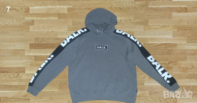 Ватиран суитчер BALR и блуза adidas 