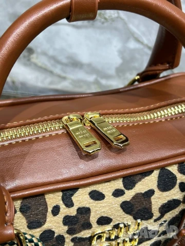 чанти Miu Miu , снимка 5 - Чанти - 50608348