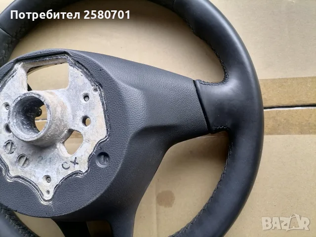 Продавам оригинален кожен мулти волан за Тигуан 2017г Т рок голф 7 Пасат , снимка 9 - Аксесоари и консумативи - 56234903