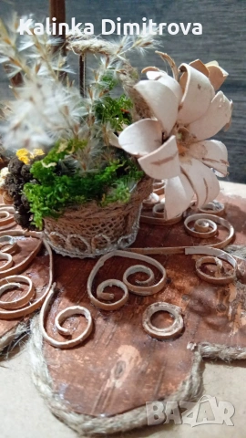 Декорация-кошничка с цветя., снимка 6 - Декорация за дома - 53055645