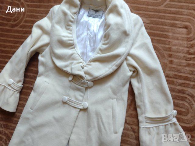 Палто Magda , снимка 3 - Палта, манта - 41956197