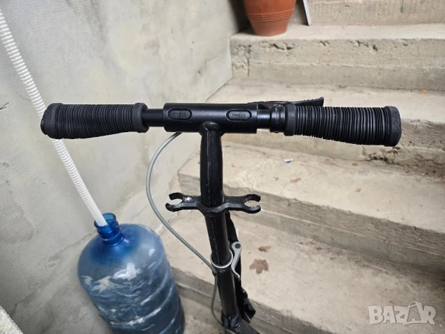 ФРЕНСКА тротинетка за до 100 кг пасажер, снимка 3 - Скутери и тротинетки - 51417271