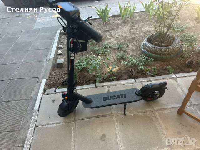 140711 тротинетка ducatti pro 2 plu scooter ДО 33 КМ/Ч, цена от 680 лв или 347,68 евро -НЕ различима