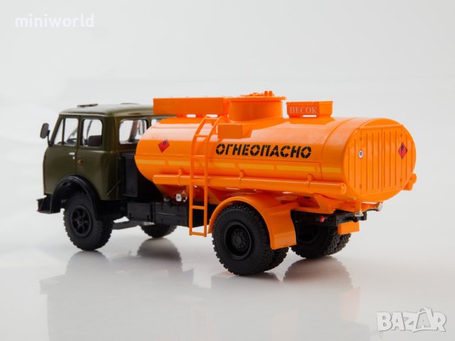 МАЗ 506 АЦ-8-500А цистерна - мащаб 1:43 на Наши Грузовики моделът е нов в кутия, снимка 6 - Колекции - 42698855