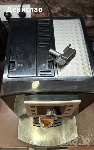 Кафеавтомат/Кафемашина Delonghi Perfecta с кана, снимка 3 - Кафемашини - 53822062