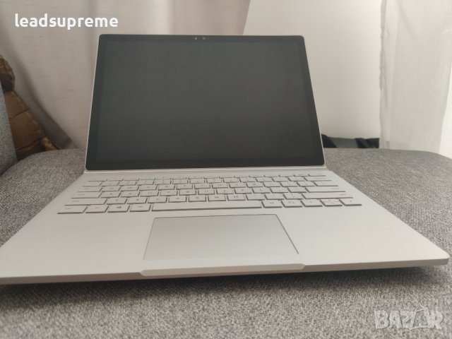 Microsoft Surface Book i7 6th 16gb ram 512 ssd
