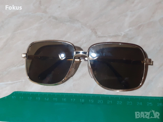 Луксозни слънчеви очила с дебела позлатена рамка, снимка 7 - Антикварни и старинни предмети - 53422791