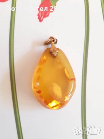 Висулка от естествен кехлибар , снимка 4 - Колиета, медальони, синджири - 35692389