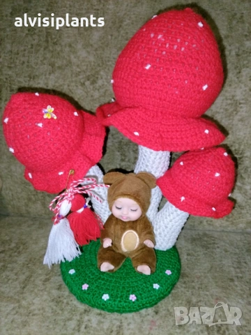 Сувенир Мартенско бебе в горска приказка – 25 см, снимка 3 - Декорация за дома - 53249210