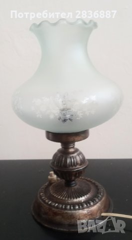 Английска настолна лампа