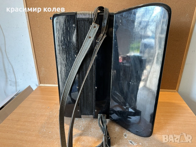 немски акордеон "CANTULIA"/96 басов/, снимка 7 - Акордеони - 53794584