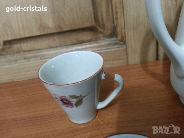 Стар български порцелан каничка с чашки, снимка 4 - Антикварни и старинни предмети - 36118895