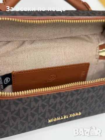 Michael Kors Дамска Чанта - Различни Цветове Код E33, снимка 5 - Чанти - 55791236