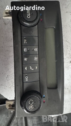 Климатичен блок / панел / табло за Renault Laguna - 8200264425-C / 52488918-10 / HDS20C27