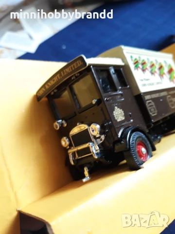 Mack Truck Aec 508 5 ton Cabover Corgi Die cast Models Made in Great Britain , снимка 13 - Колекции - 50584039