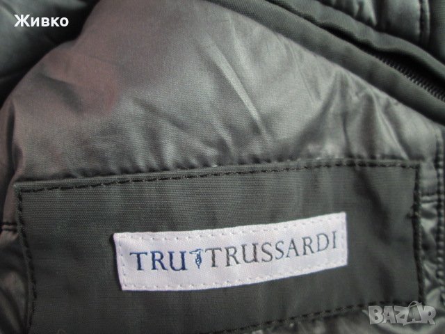 TRUSSARDI марково италианско сиво ватирано яке размер 50 (L)., снимка 5 - Якета - 38812783