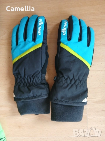 Термо блуза, чорапи за ски и ръкавици , снимка 3 - Зимни спортове - 53393868