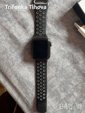 Смарт часовник Apple Nike se2