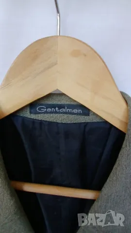 Мъжки елегантен маслено зелен костюм номер 54 на марка Gentalmen, снимка 5 - Костюми - 50071198