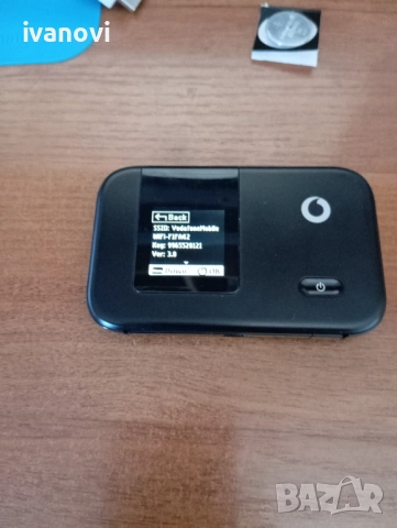 4G мобилен рутер, отключен за SIM на всички оператори, снимка 2 - Рутери - 51784760