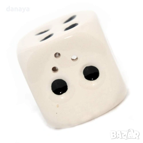 6283 Керамични солнички Зарчета с поставка – комплект за сол и пипер, снимка 5 - Аксесоари за кухня - 53208230