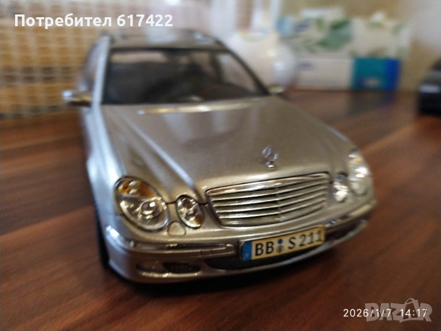 1:18 Метален модел на Mercedes Benz E320 T-Modell S211- Kyosho, снимка 7 - Колекции - 53022079