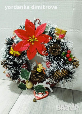Коледен венец, снимка 2 - Декорация за дома - 52677987
