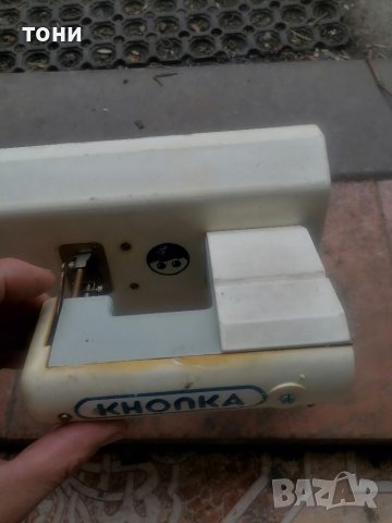 Руска шевна машина антиквар, снимка 3 - Антикварни и старинни предмети - 40504958