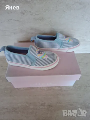 Детски гуменки, еспадрили Nelly Blu с еднорог