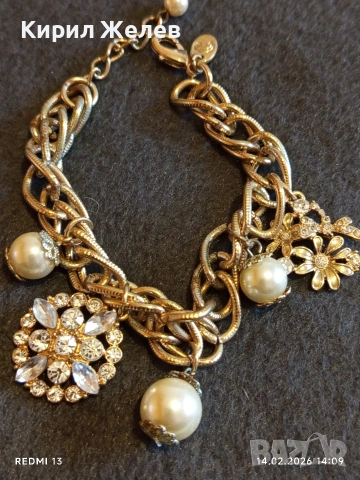 Ефектна гривна инкрустирана с блестящи кристали флорален мотив 12639, снимка 8 - Гривни - 53475399