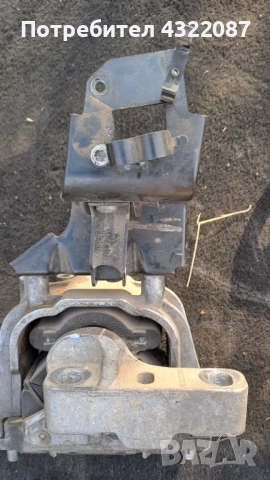 Тампон мотор/ Тампони мотор Volkswagen Touran II 2011-2015 1.6 TDI 105к.с., снимка 4 - Части - 51486080