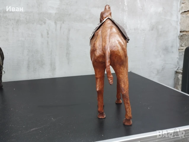 Статуетка Кожена камила / Кожена фигурка Кон , снимка 3 - Други ценни предмети - 51335706
