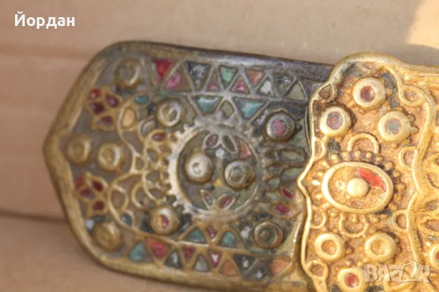 Стара бронзова пафта с емайл, снимка 8 - Антикварни и старинни предмети - 47790971