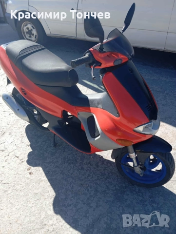 Ролер Пиаджо С14 Рънар 50кб. 888лв. С немски номер., снимка 2 - Мотоциклети и мототехника - 36896053