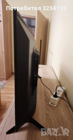 Телевизор STRONG 32 '' , снимка 4 - Телевизори - 52648475