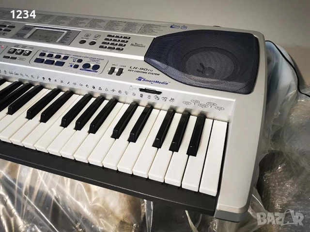 синтезатор клавир CASIO LK-90TV пиано с USB и динамична светеща клавиатура , снимка 8 - Синтезатори - 52855710