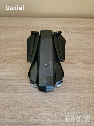 Дрон SJRC F11 пълен комплект + нова батерия, снимка 5 - Дронове и аксесоари - 53611832