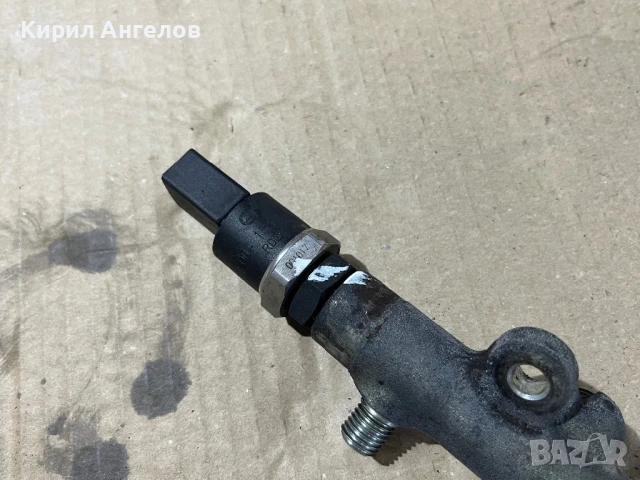 Горивна рейка за Mercedes W203 W210 2.2 CDI, снимка 3 - Части - 51408496