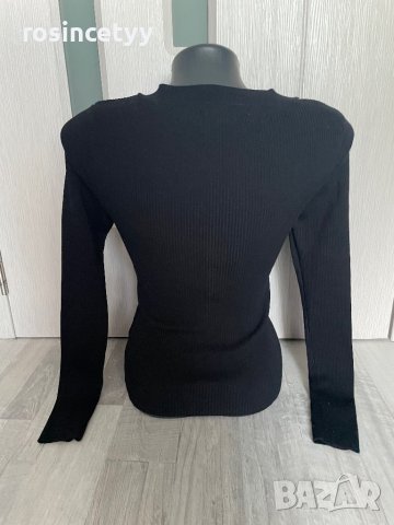 Плътна черна блуза , снимка 2 - Блузи с дълъг ръкав и пуловери - 39805917